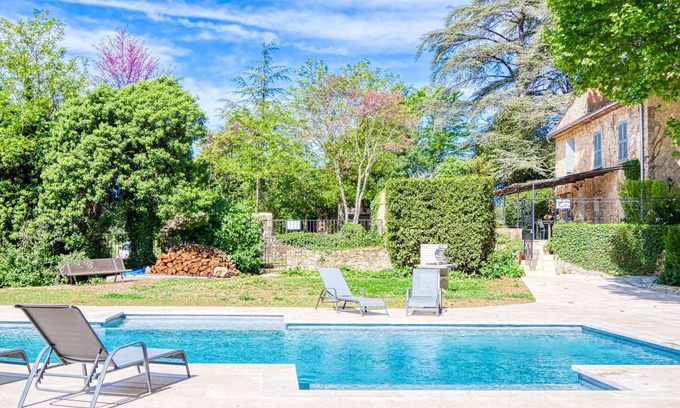 Besse-sur-Issole House | Vacation home Le Mas by Interhome
