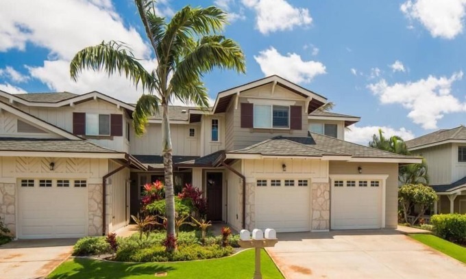 Ko Olina Villa | Vacation Home in Ko Olina Resort by RedAwning