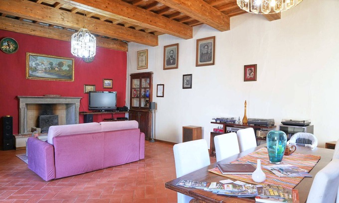 Benabbio House | Vacation home in the medieval village of Benabbio, quiet, beautiful view, up to 9 p