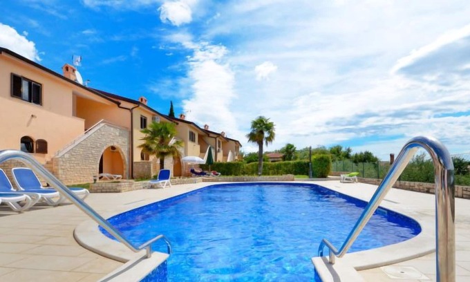 Brnobici House | Vacation home Kristina (KST160) in Porec/Kastelir - 6 persons, 2 bedrooms