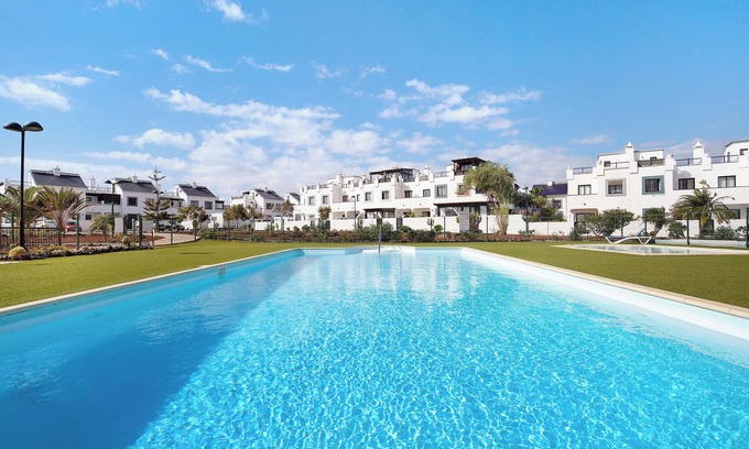 Geafond House | Vacation Home "La Casa Blanca" with Mountain View, Shared Pool & Wi-Fi