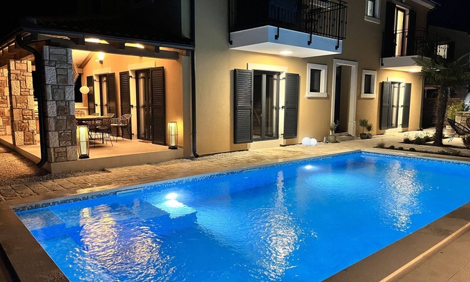 Smoljanci Villa | Vacation home, large heated pool, 4 bedrooms, 4 bathrooms, Croatia/Istria