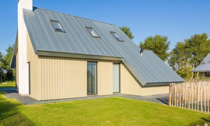 Tholen House | Vacation home Oesterdam Resort in Tholen - 6 persons, 3 bedrooms