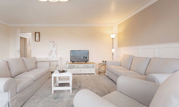 Neukirchen Apartment | Vacation home Seemannshus with balcony in Holstein Switzerland