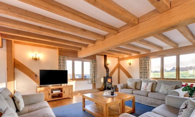 Stone in Oxney House | Vacation home Stone Farm in Tenterden - 8 persons, 4 bedrooms