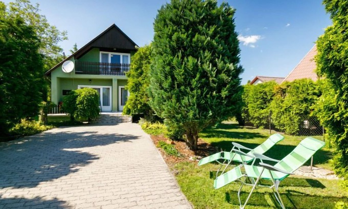 Balatonlelle House | Vacation home Verde by Interhome