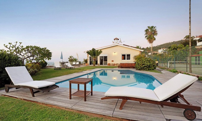 Sauzal Villa | Vacation Home "Villa Irina" with Sea View, Pool & Wi-Fi