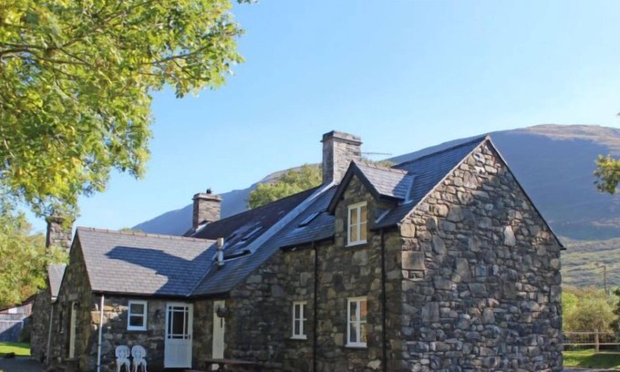 Tywyn House | Vacation home Y Granar in Machynlleth - 2 persons, 1 bedrooms