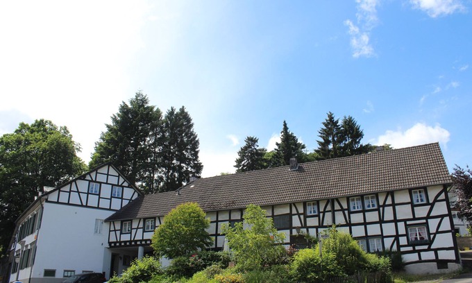 Hellenthal House | Vacation house+apartment, 150sqm+60sqm, total 5bedrooms for 16-18 pers., foosball table