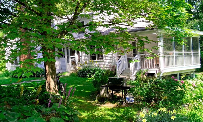 West Stockbridge Other | Vacation in a Berkshire Farmhouse