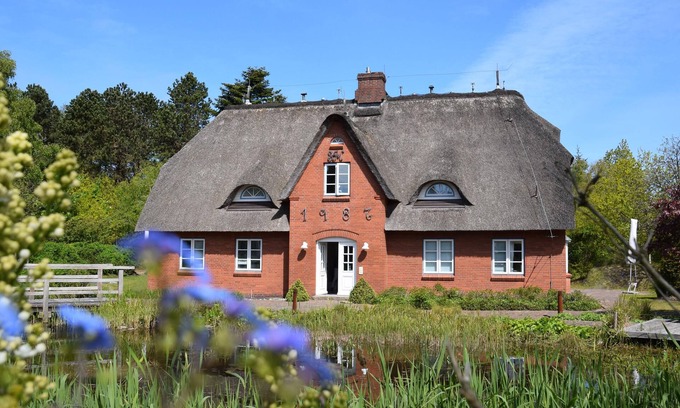 Norddorf Apartment | Vacation incl. swimming pool and sauna