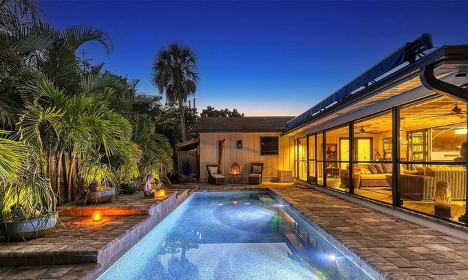 Bay Isle Villa | Vacation Luxury Villa/ Heated Pool -Beach Access New ·