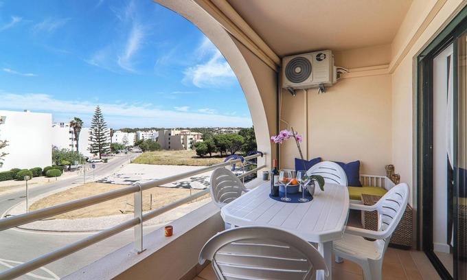 Salgados Apartment | Vacation Apartment Refugio Salgados with Balcony, Garden & Wi-Fi