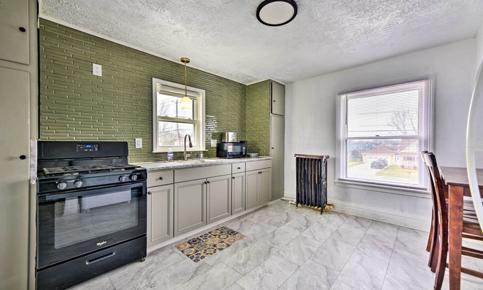 Lackawanna Cottage | Vacation Rental ~ 2 Mi to Highmark Stadium!