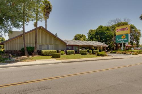 Snail Hotel | Vagabond Inn Sunnyvale