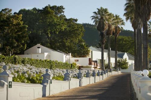 Drakenstein House | Val Du Charron Wine & Leisure Estate