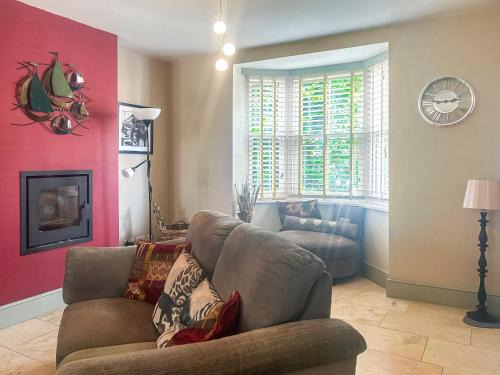Evesham House | Valentine Retreat