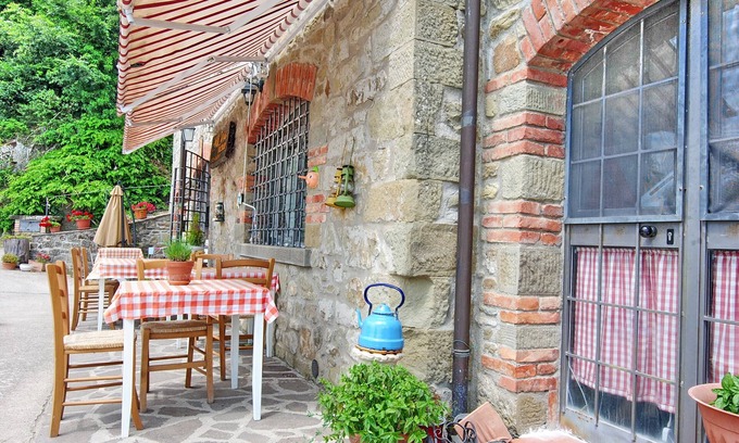 Pieve di Chio House | Valle Dame Apartments - "LA BAITA"
