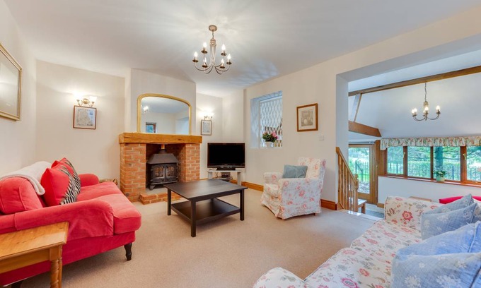 Hartfield Cottage | Valley View Barn