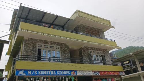 Bomdila House | Valley View Homestay