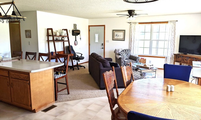 Lead Hill House | Valley View Homestead