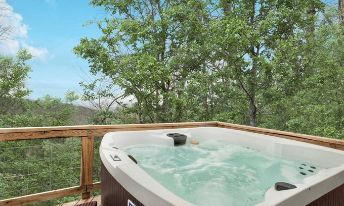Sleepy Hollow Ski Chalet | Valley Views, Hot Tub, Deck, Screened Porch & WiFi
