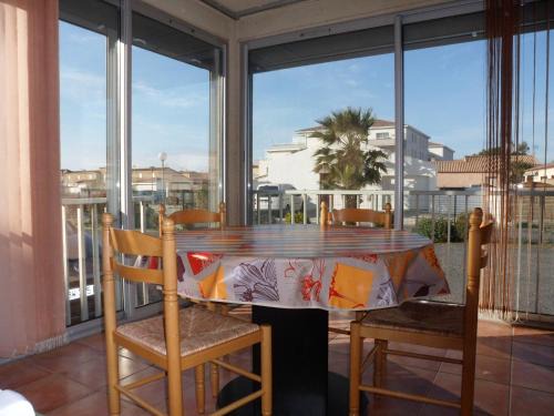 Valras-Plage Apartment | valras appartement T2 proche mer et port