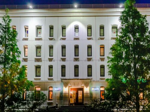 Aira Hotel | Van Cort Landt Hotel