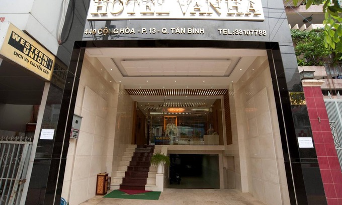 Ba Queo Hotel | Van Ha Hotel