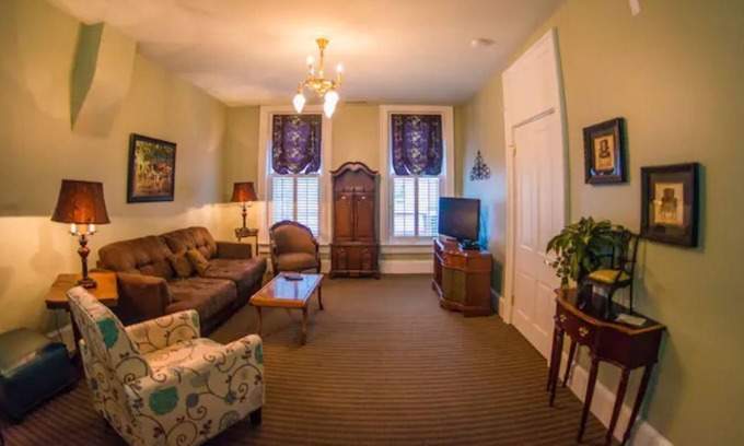 Glendale Apartment | VanCleve #1