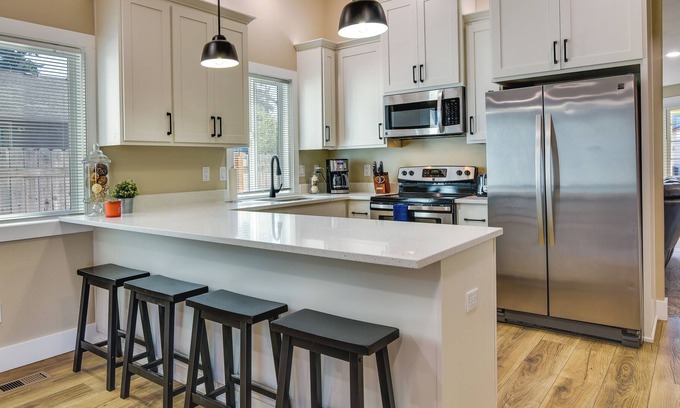 Five Corners House | Vancouver Vacation Rental ~ 8 Mi to Columbia River