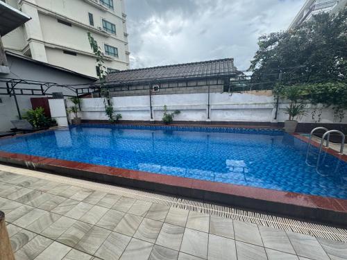 Vang Vieng Hotel | Vang Vieng Golden Lotus Hotel