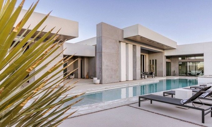 Yucca Valley House | Vanguard by Fieldtrip | 5 Bd Private Luxury with Infinity Pool & Game Room
