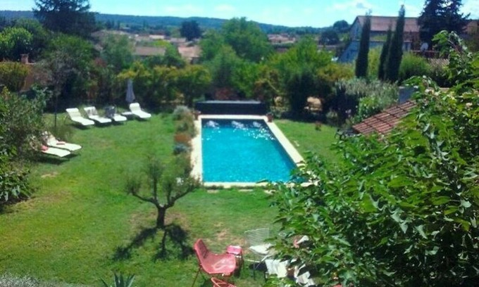 Saint-Quentin-la-Poterie House | Vast village house, swimming pool 12x4, land 700 m2