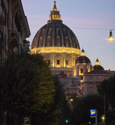 Vatican House | Vatican View Rooms