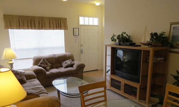 Venetian Bay Villages House | VB039 3 bedroom 2 bathroom townhouse