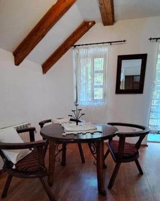 Donje Polje Apartment | VD Forest villa