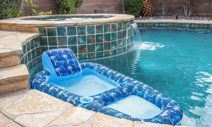 MacDonald Ranch House | Vegas Oasis, 15 mins to Strip, Sleeps 6-8, BBQ Grille & Firepit, Salt-Pool