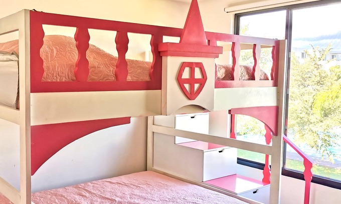 Xochitepec House | Ven de descanso a Casa Roma