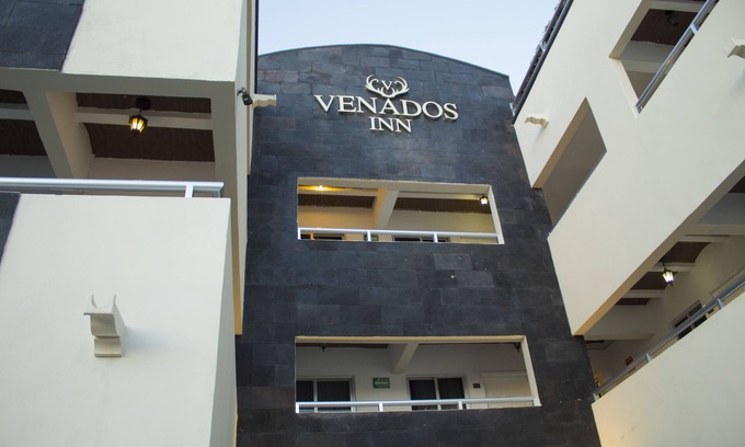 Lomas de Mazatlan Hotel | Venados Inn