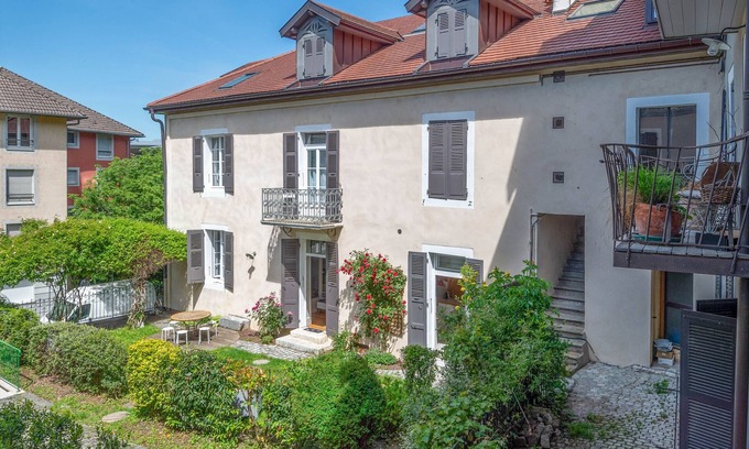 Annecy Old Town Ski Chalet | Venez Chez Vous La Maison des Balmettes