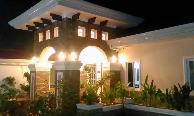 Danao Hotel | Venezia Suites Resort