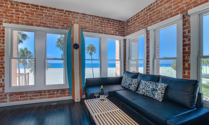 Venice Apartment | Venice Breeze Suites