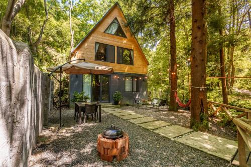 Kobuleti House | VenoSea Tsikhisdziri Seaside Cottage