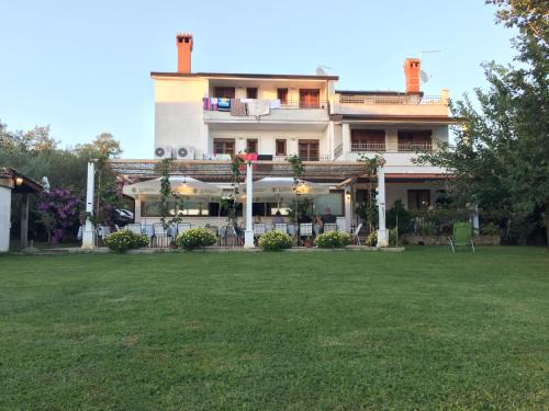 Valica Bed & Breakfast | Vera Bed and Breakfast