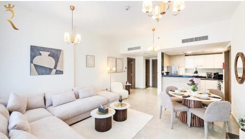 Al Raha Beach Apartment | Vera Escape 2BR with Balcony - Relaxing Stay Near Yas Marina & Yas Mall