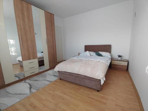 Canton 10 Apartment | VERANIJE Apartman