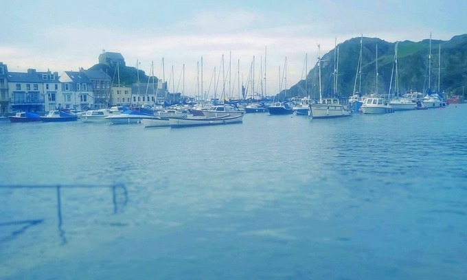 Hele House | Verity and Ilfracombe Harbour View