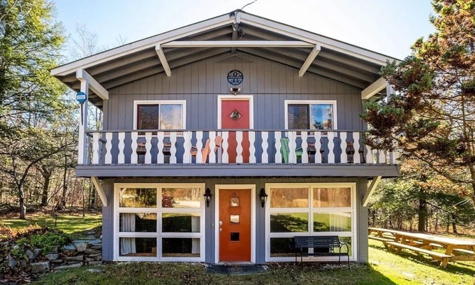 Stratton and Bromley Ski Areas House | Vermont Chalet - 12 person Stratton and Bromley Mnt area.