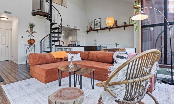Vernon Cabin | Vernon's Cozy 3BR Loft Condo Cabin w/Views